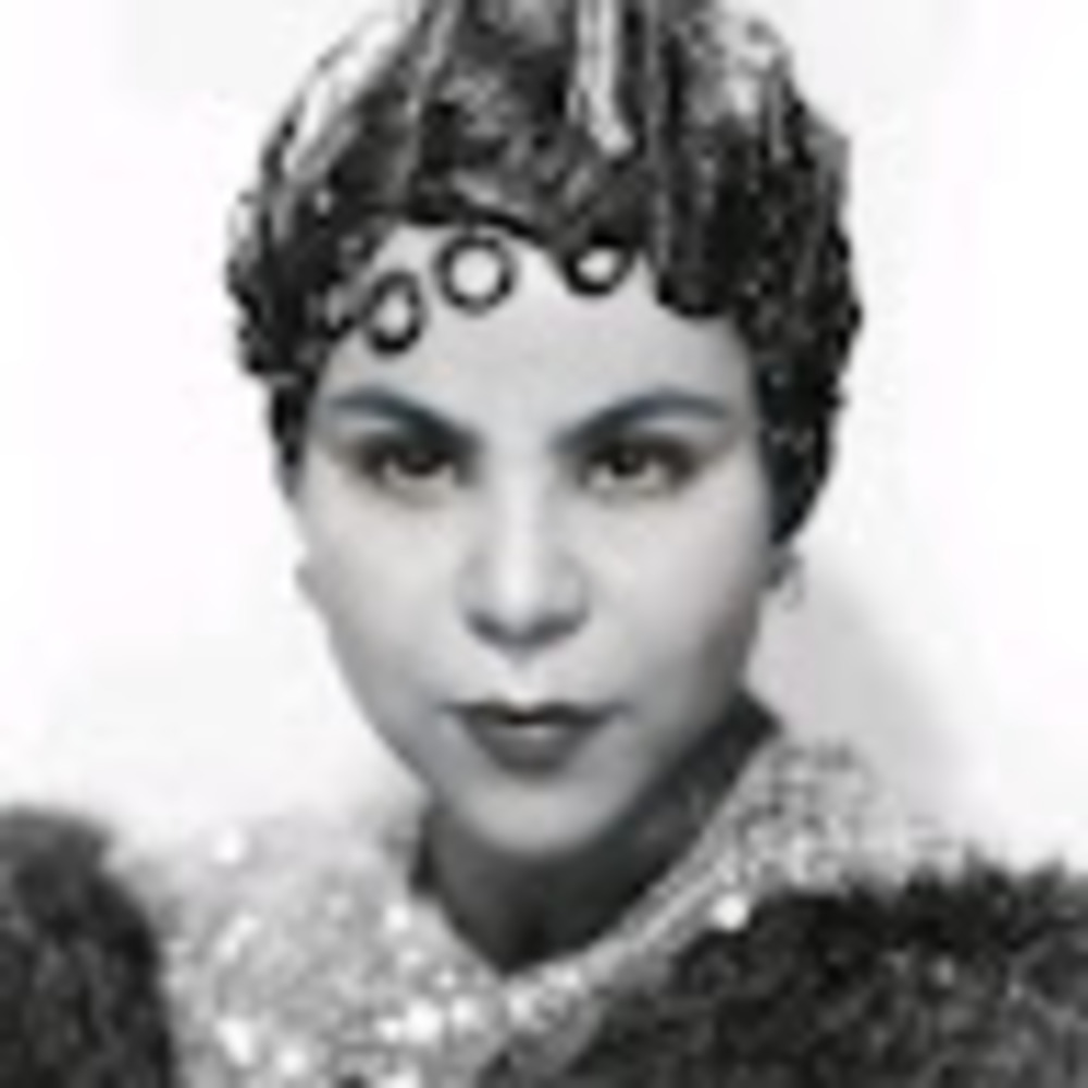 Meet your Posher, Elizabeth